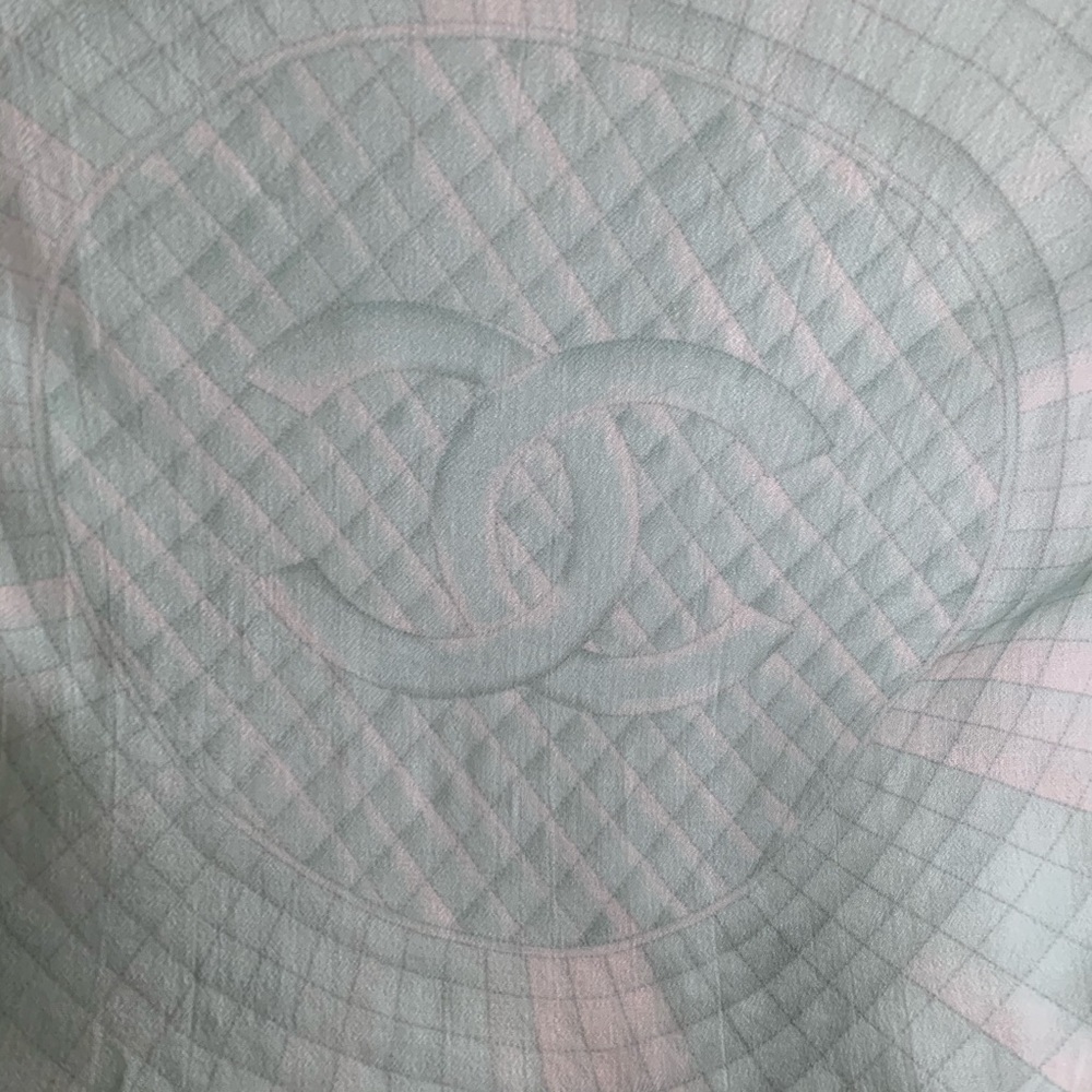 NWT CHANEL Oversized CC Logo Plaid Cashmere Silk Shawl Scarf Mint Green Italy - Picture 4 of 16